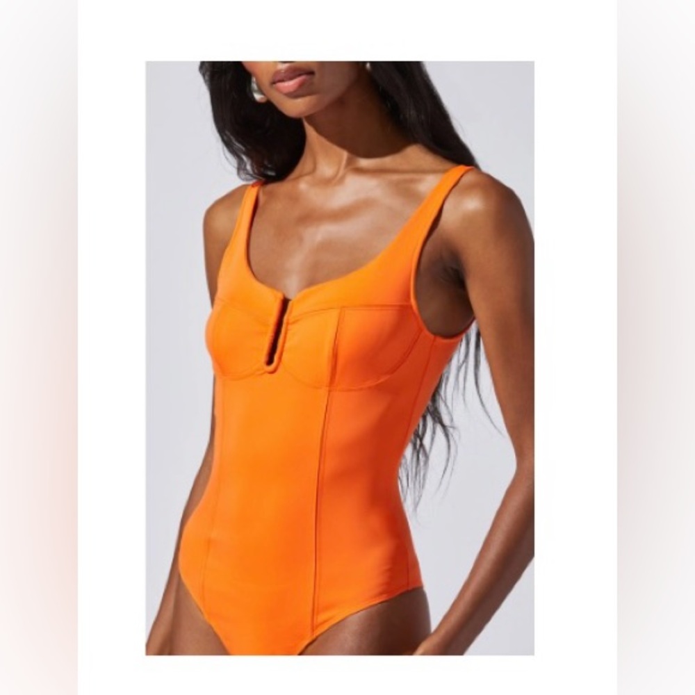 ASTR The Label U bar Bodysuit
